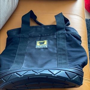 Mountainsmith tote